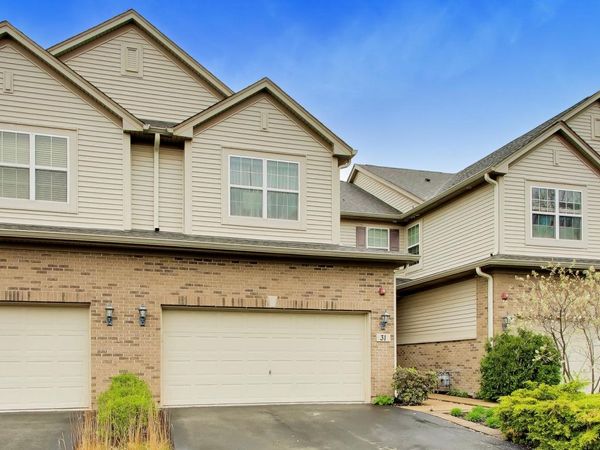 31 Oak Creek Court , North Aurora, IL 60542
