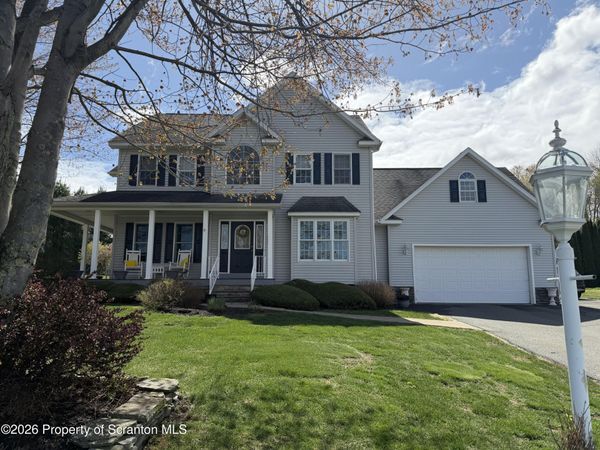 820 Laurel Road, Mayfield, PA 18433