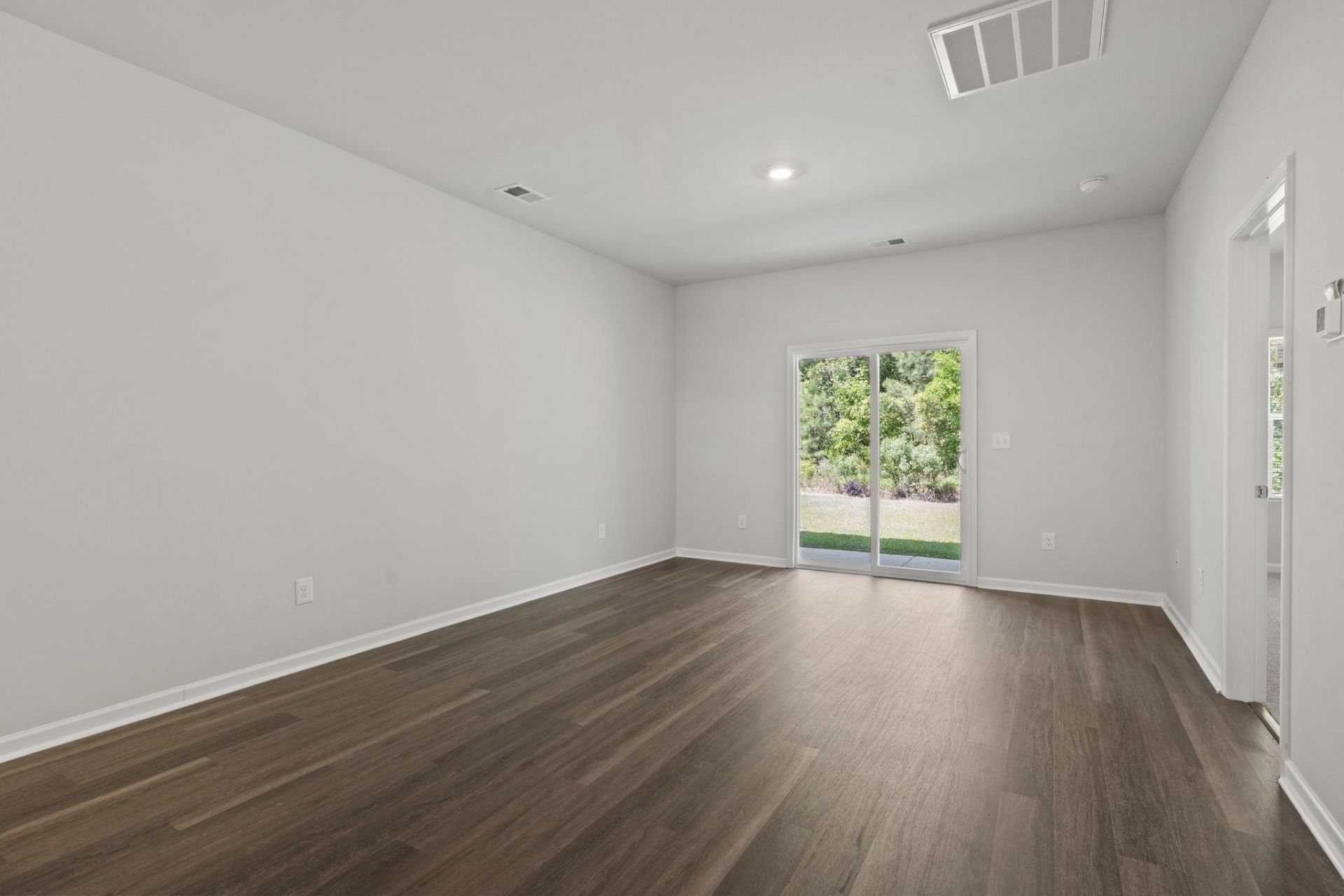 415 Waterend Dr.  Photo 11