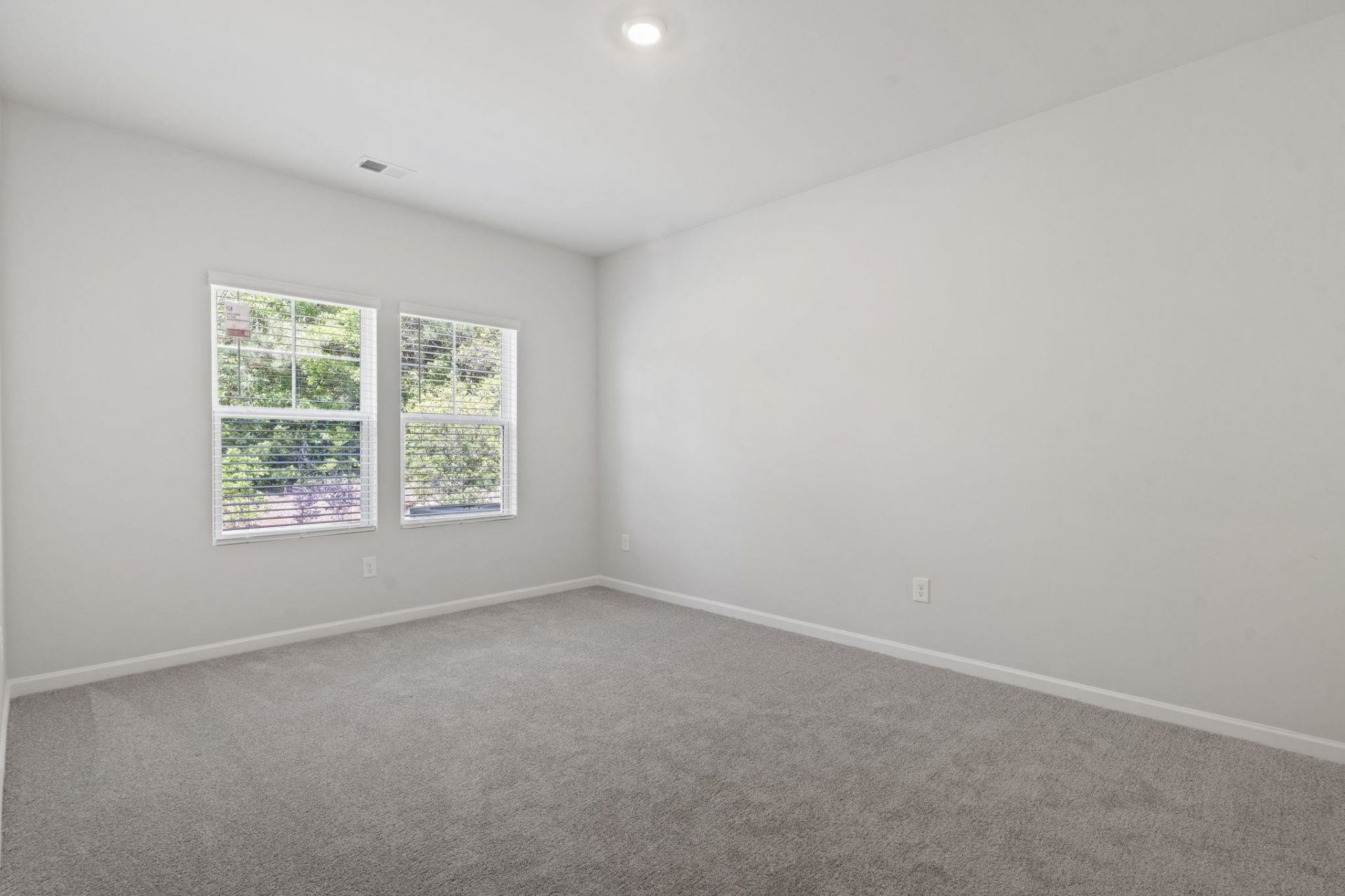 415 Waterend Dr.  Photo 16