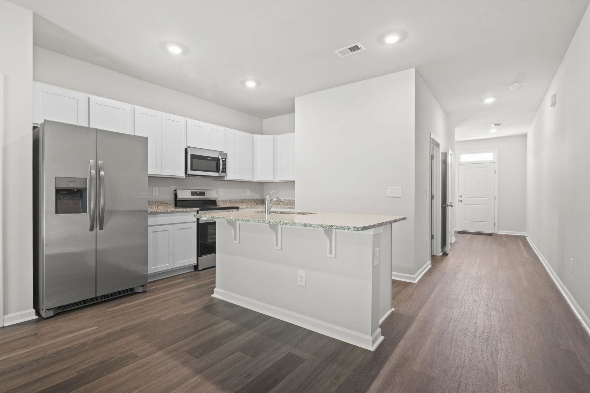 415 Waterend Dr.  Photo 7