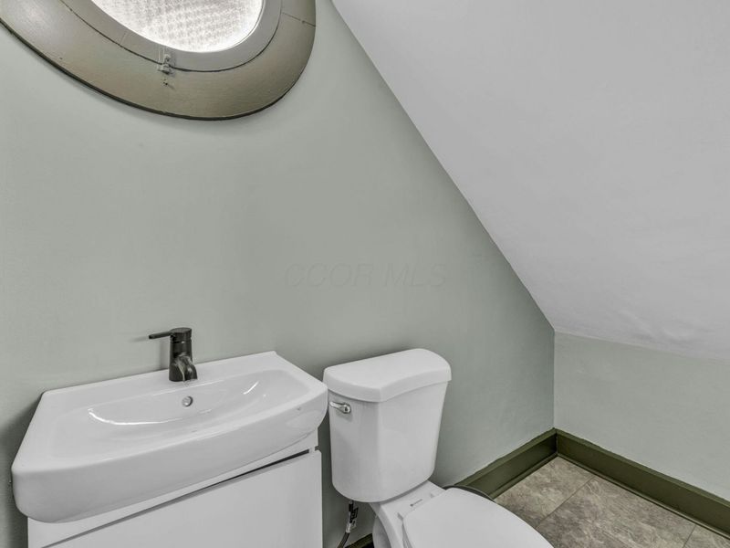 145 S 7th Street , Zanesville, OH 43701 Photo 17