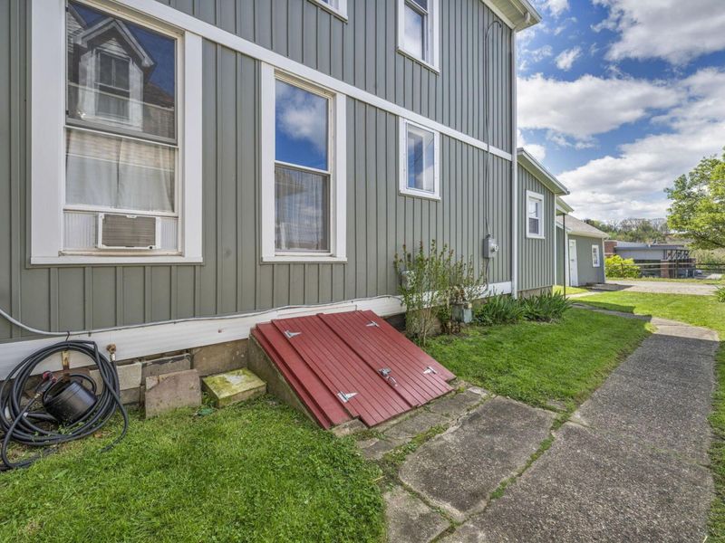 145 S 7th Street , Zanesville, OH 43701 Photo 58