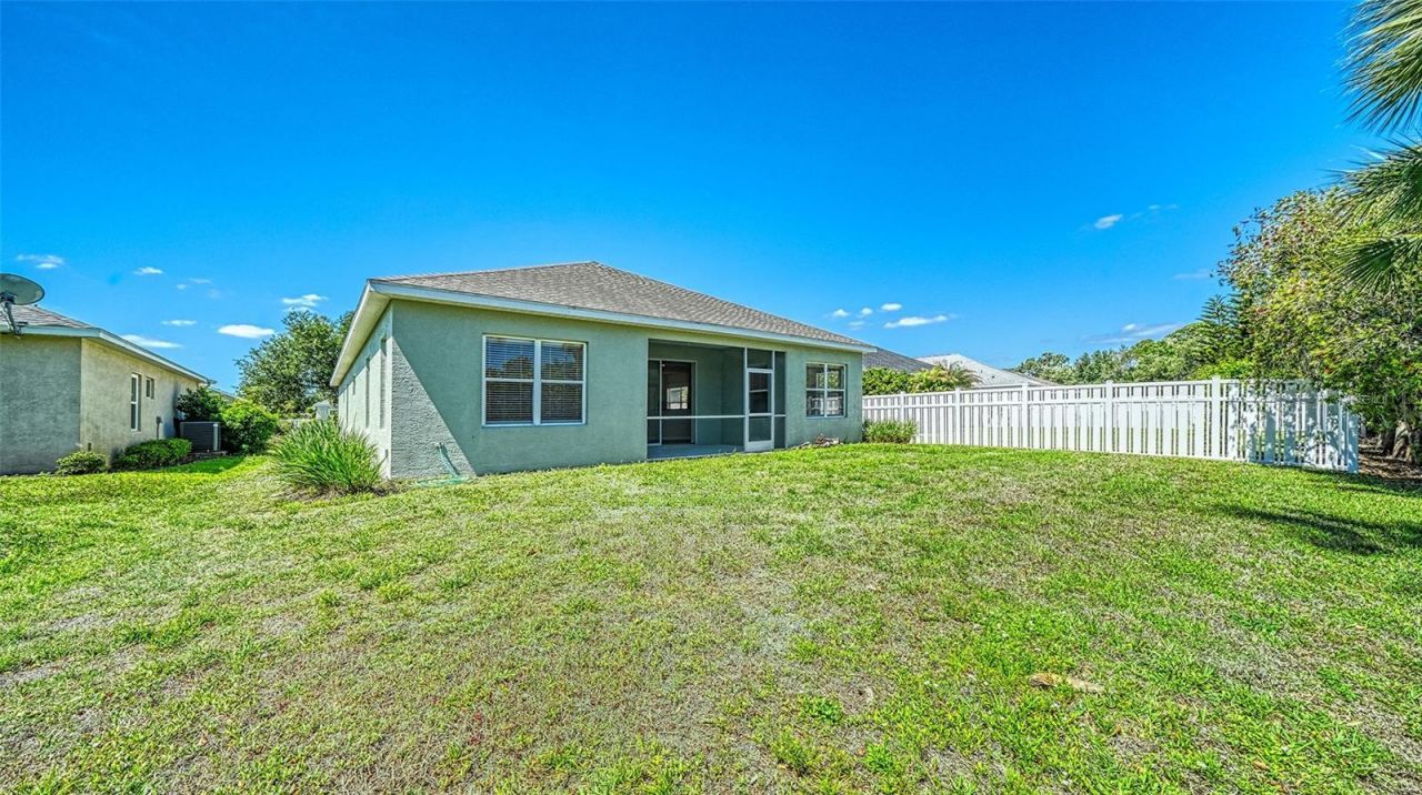1424 Blue Horizon Circle, Bradenton, FL 34208 Photo