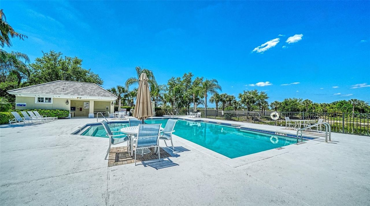 1424 Blue Horizon Circle, Bradenton, FL 34208 Photo