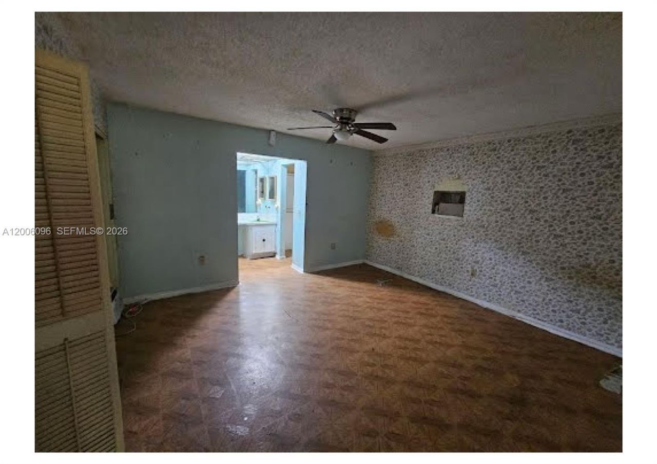 750 N Douglas Rd , Pembroke Pines, FL 33024 Photo