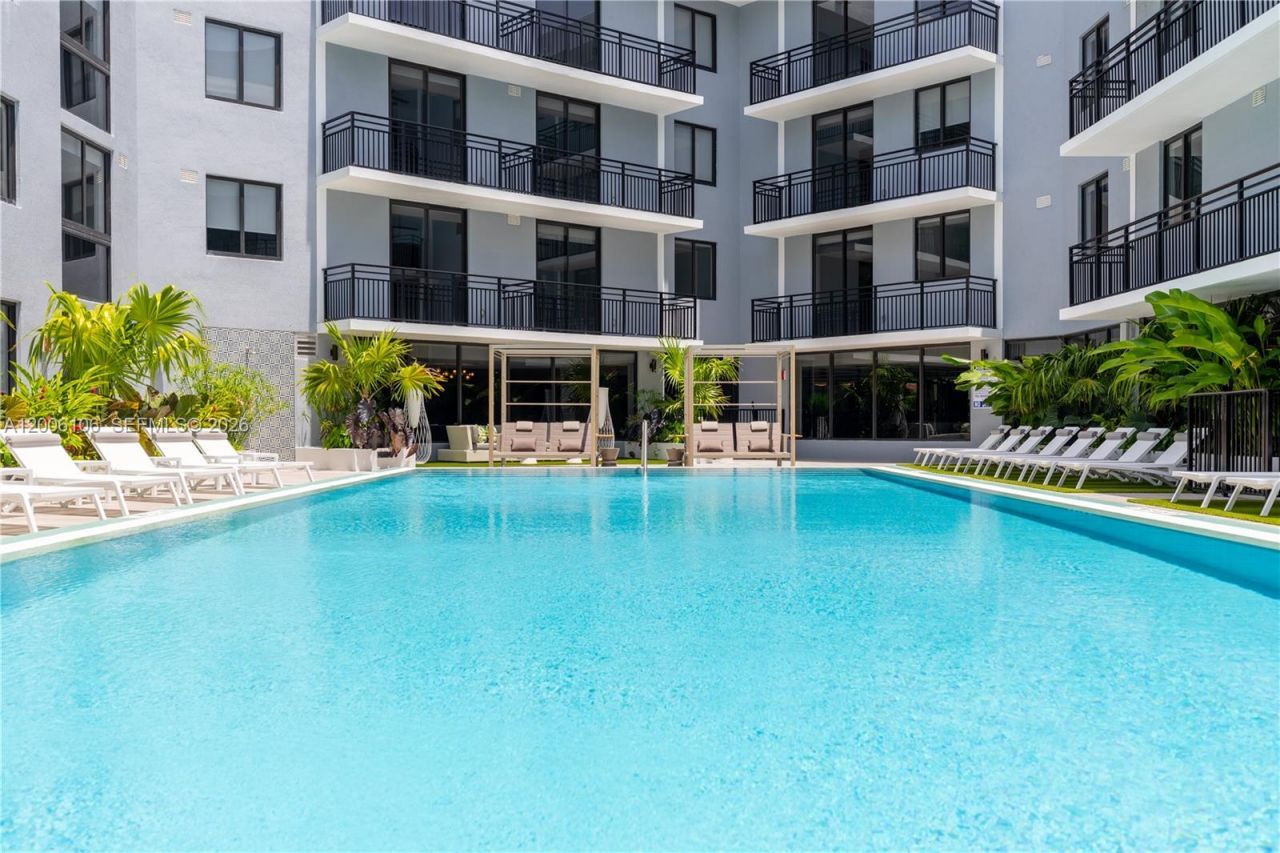 1005 Spring Garden Rd , Unit 555, Miami, FL 33136 Photo