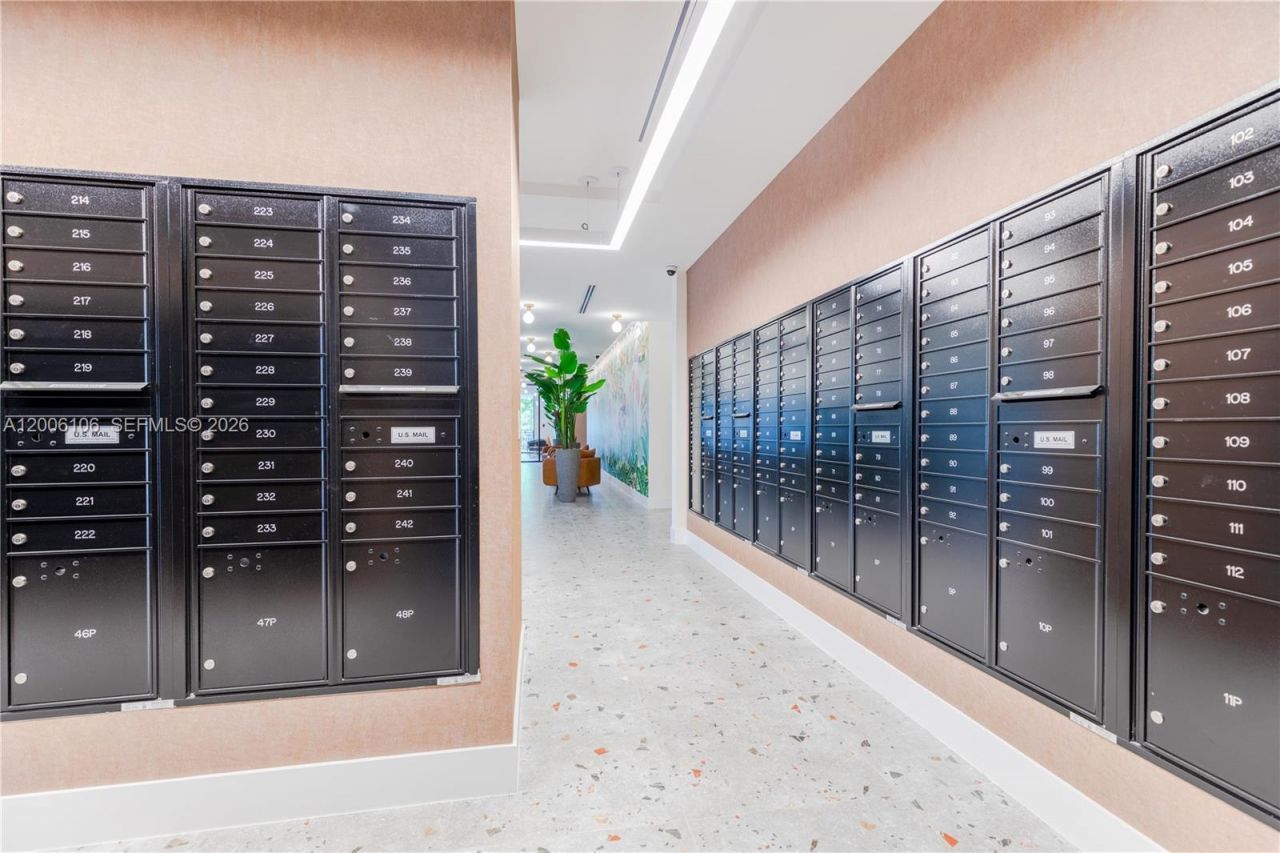 1005 Spring Garden Rd , Unit 555, Miami, FL 33136 Photo