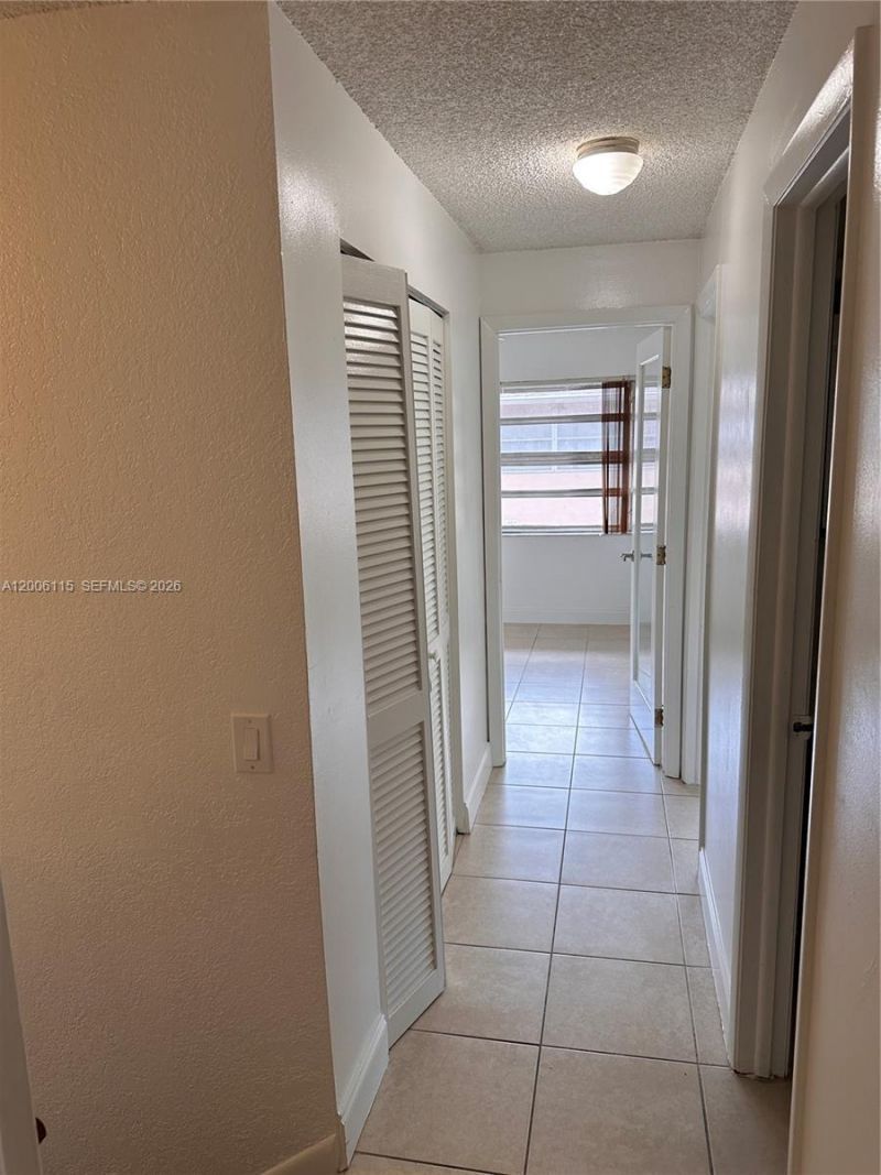 8440 SW 154th Cir Ct, Unit 302, Miami, FL 33193 Photo