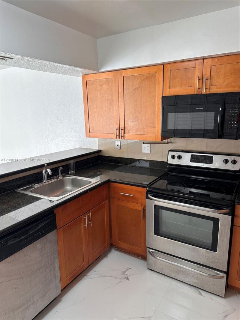 8440 SW 154th Cir Ct, Unit 302, Miami, FL 33193 Photo