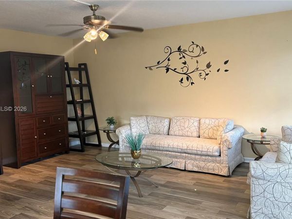 1044 Harwood D, Unit D, Deerfield Beach, FL 33442