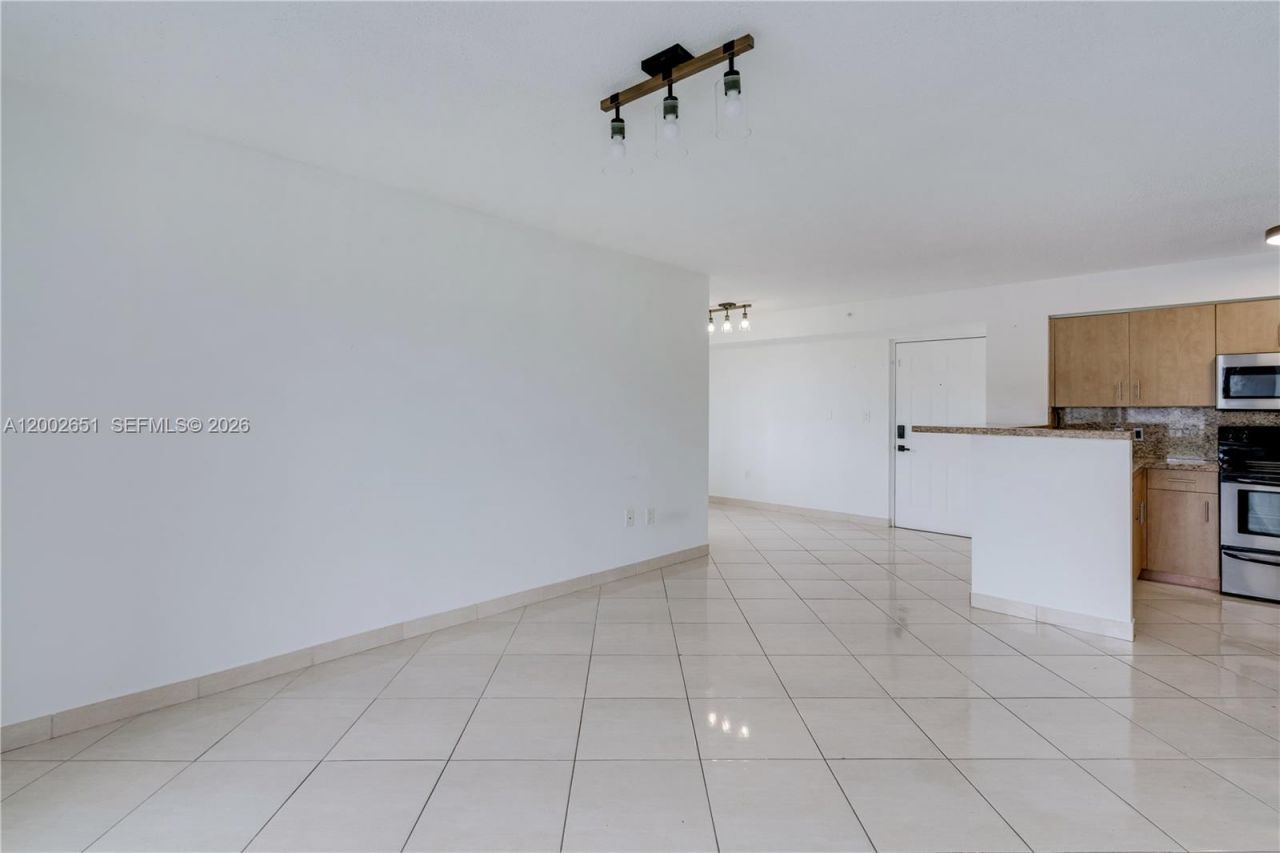 4350 NW 107th Ave , Unit 204, Doral, FL 33178 Photo