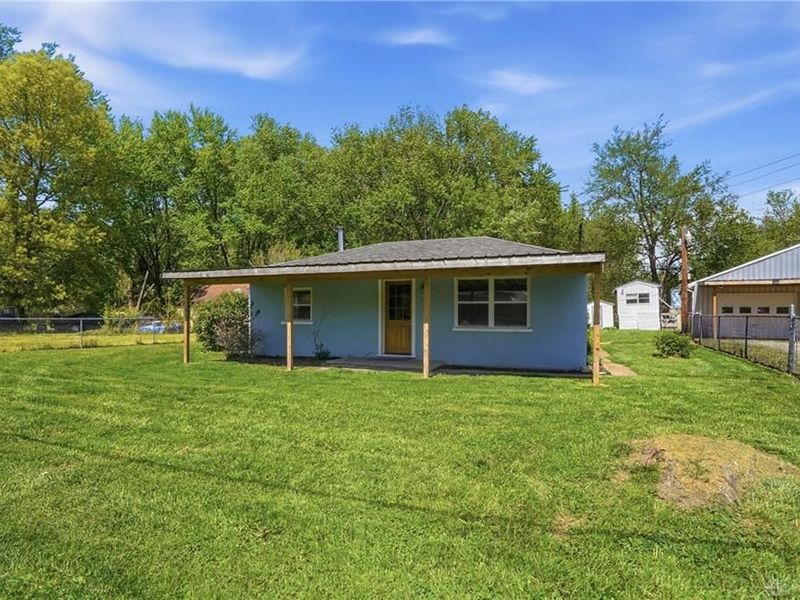 9842 Morrow Woodville Road, Pleasant Plain, OH 45162 Photo 8