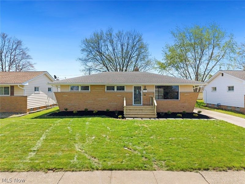 9635 Boundary Lane , Parma Heights, OH 44130 Photo 1