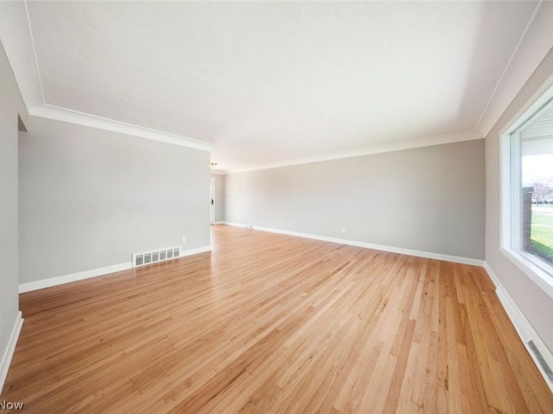 9635 Boundary Lane , Parma Heights, OH 44130 Photo 3