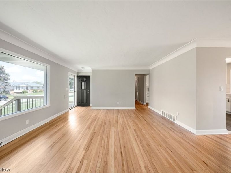 9635 Boundary Lane , Parma Heights, OH 44130 Photo 7