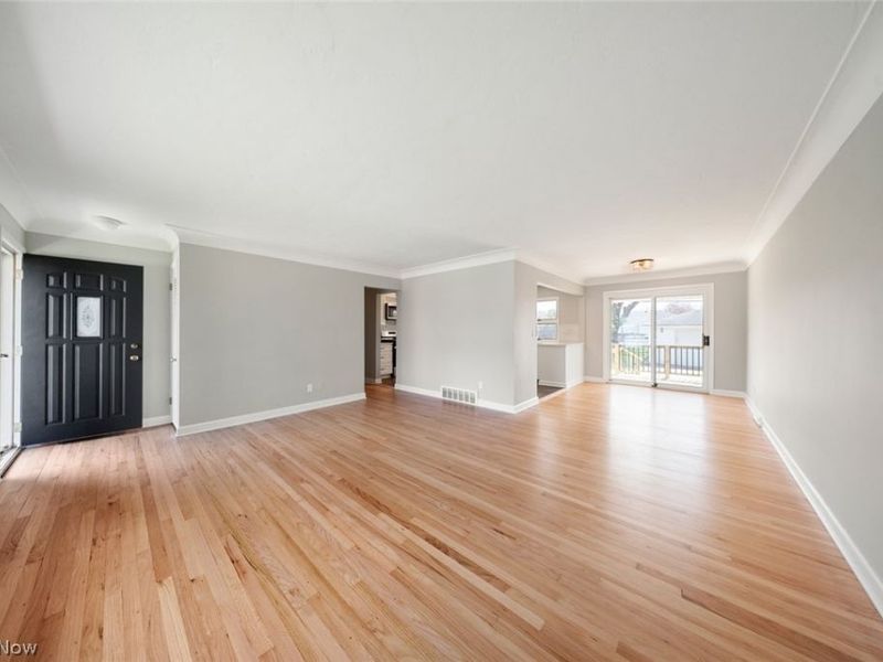 9635 Boundary Lane , Parma Heights, OH 44130 Photo 8