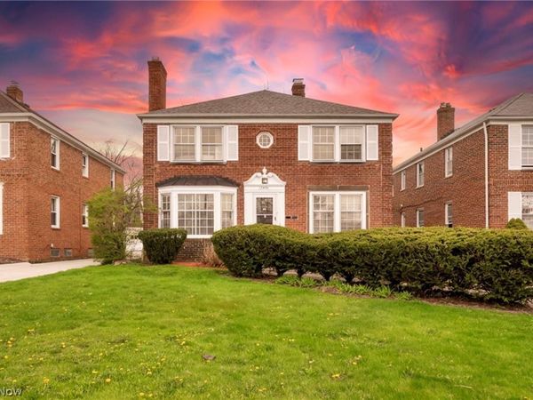 13570 Cedar Road , University Heights, OH 44118