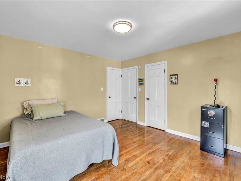 13570 Cedar Road, University Heights, OH 44118 Photo 28