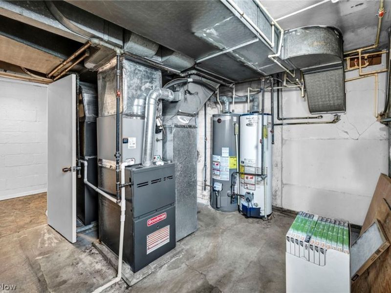 13570 Cedar Road, University Heights, OH 44118 Photo 48