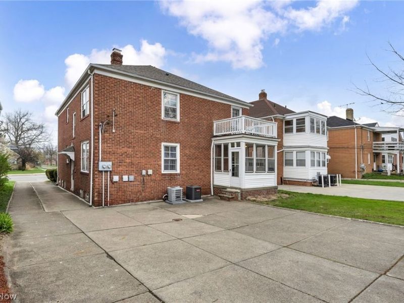 13570 Cedar Road, University Heights, OH 44118 Photo 49