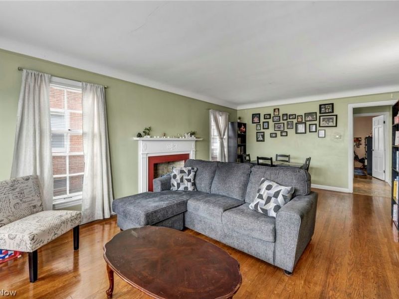 13570 Cedar Road, University Heights, OH 44118 Photo 6