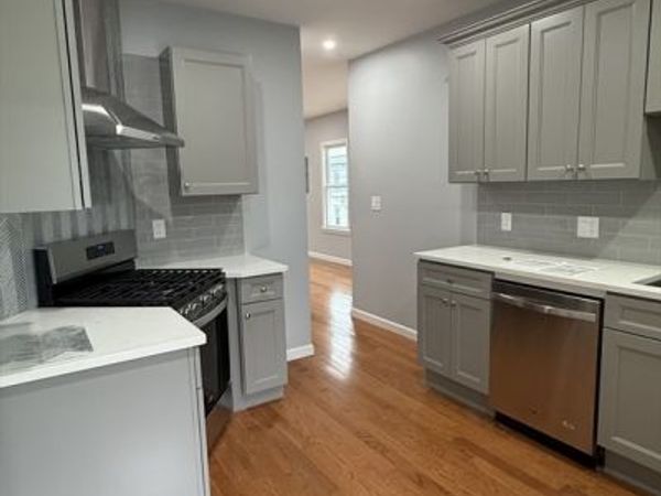 92-94 Shawmut Ave, Unit 2, New Bedford, MA 02740