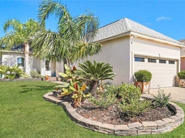 1457 ROYAL PALM Drive , Slidell, LA 70458