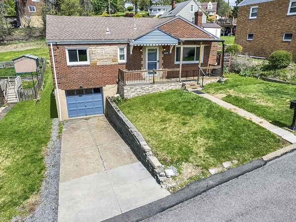 102 Tarpon Dr , Pittsburgh, PA 15212