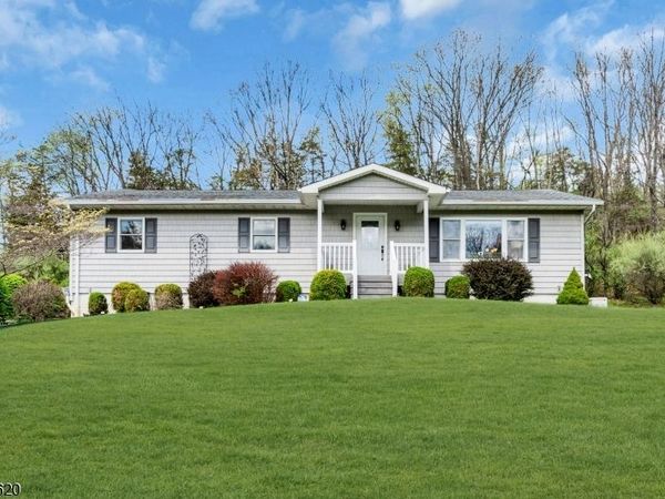 46 Van Horn Rd, Fredon, NJ 07860