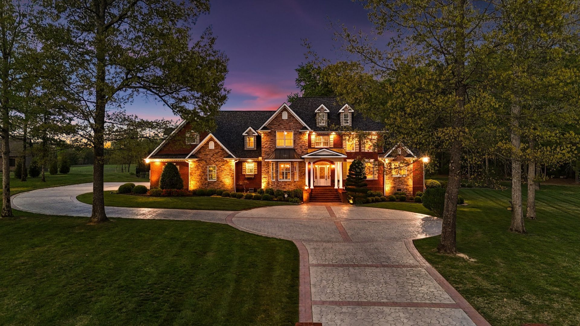 446 Waterford Dr, Manchester, TN 37355 Main Photo