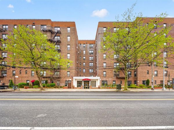 71-11 Yellowstone Boulevard, Unit 4B, Forest Hills, NY 11375