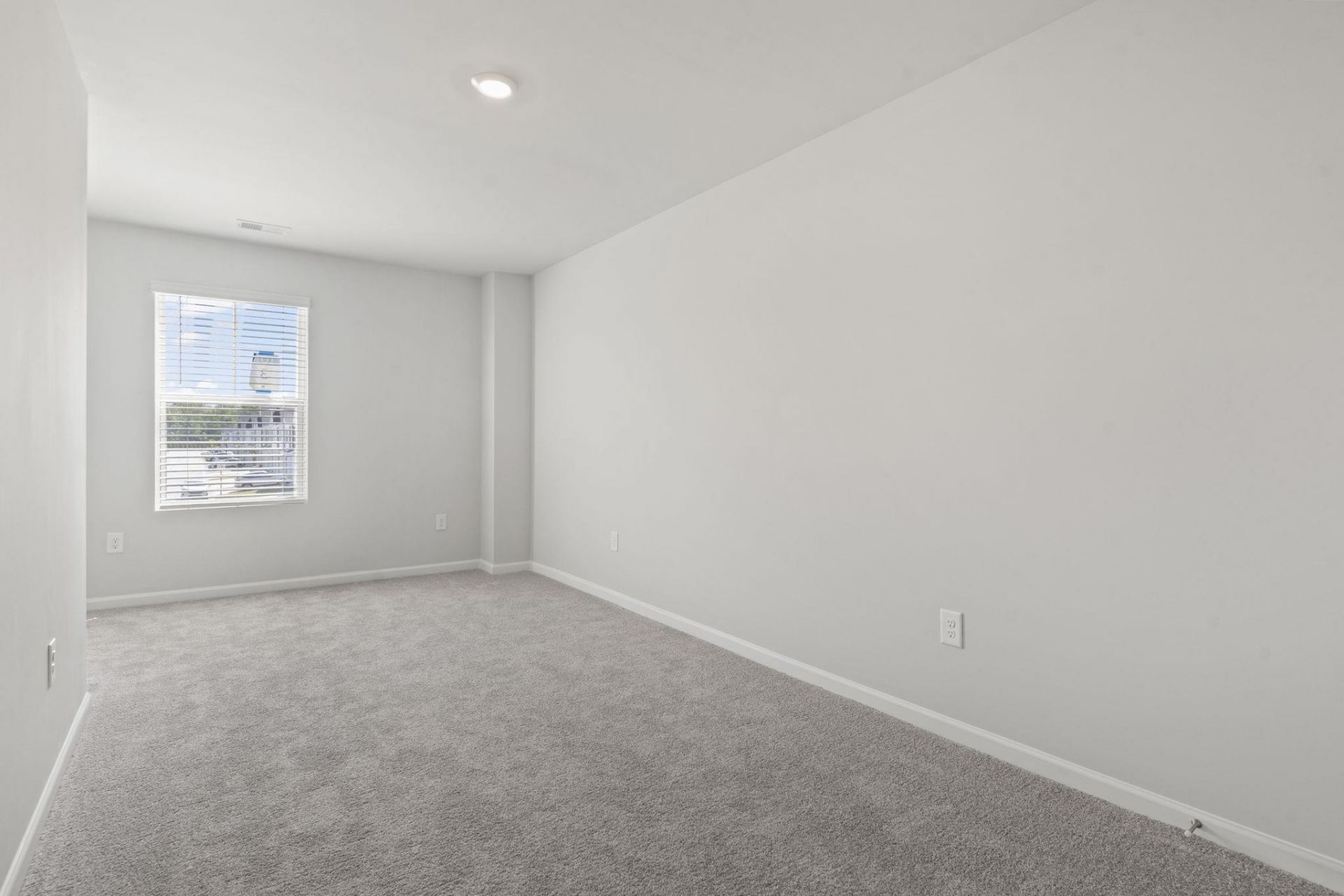 346 Sandridgebury Dr. Photo 25