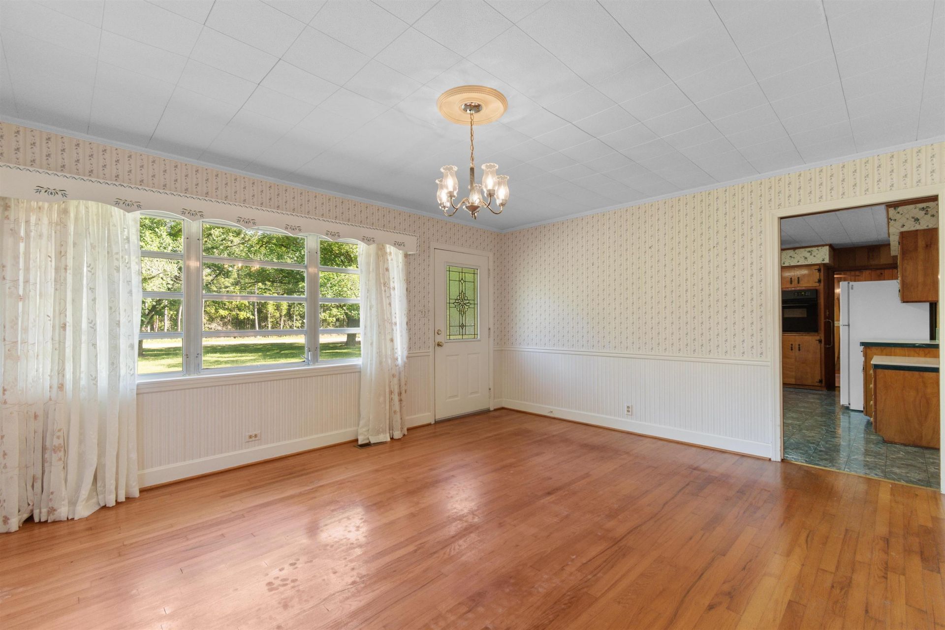 1594 Montford Rd. Photo 6