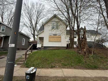 148 Lexington Avenue , Rochester, NY 14613