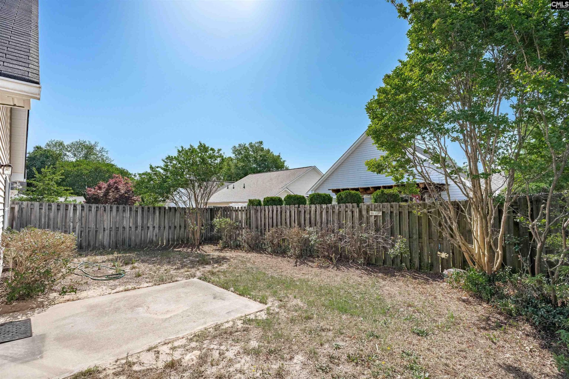 19 Autumn Run Way Photo 30