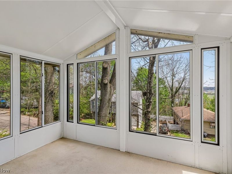 2060 6th Street SW, Akron, OH 44314 Photo 11