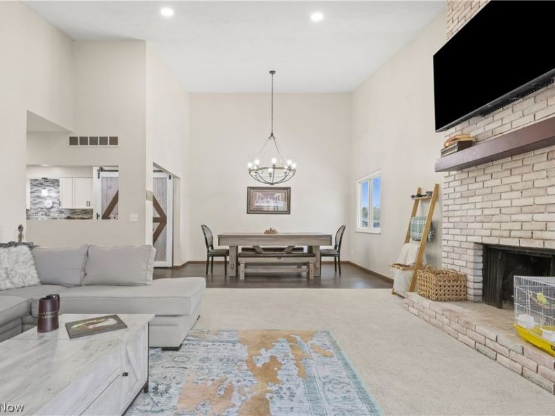 804 Kirkwall Drive, Akron, OH 44321 Photo 6