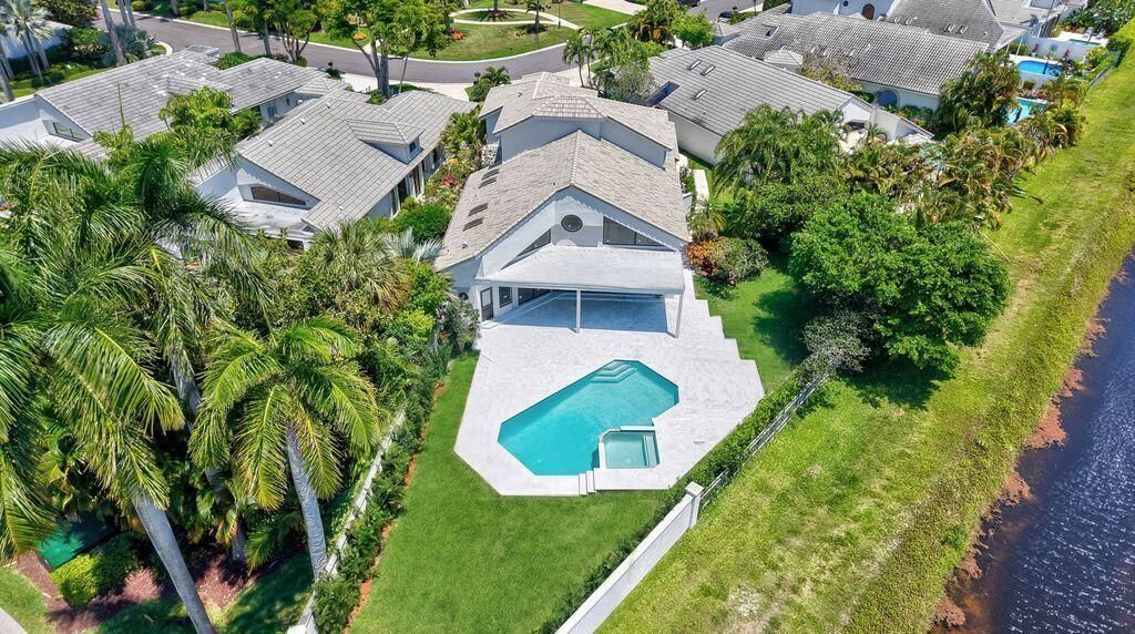 2105 NW 60th Circle, Boca Raton, FL 33496 Photo