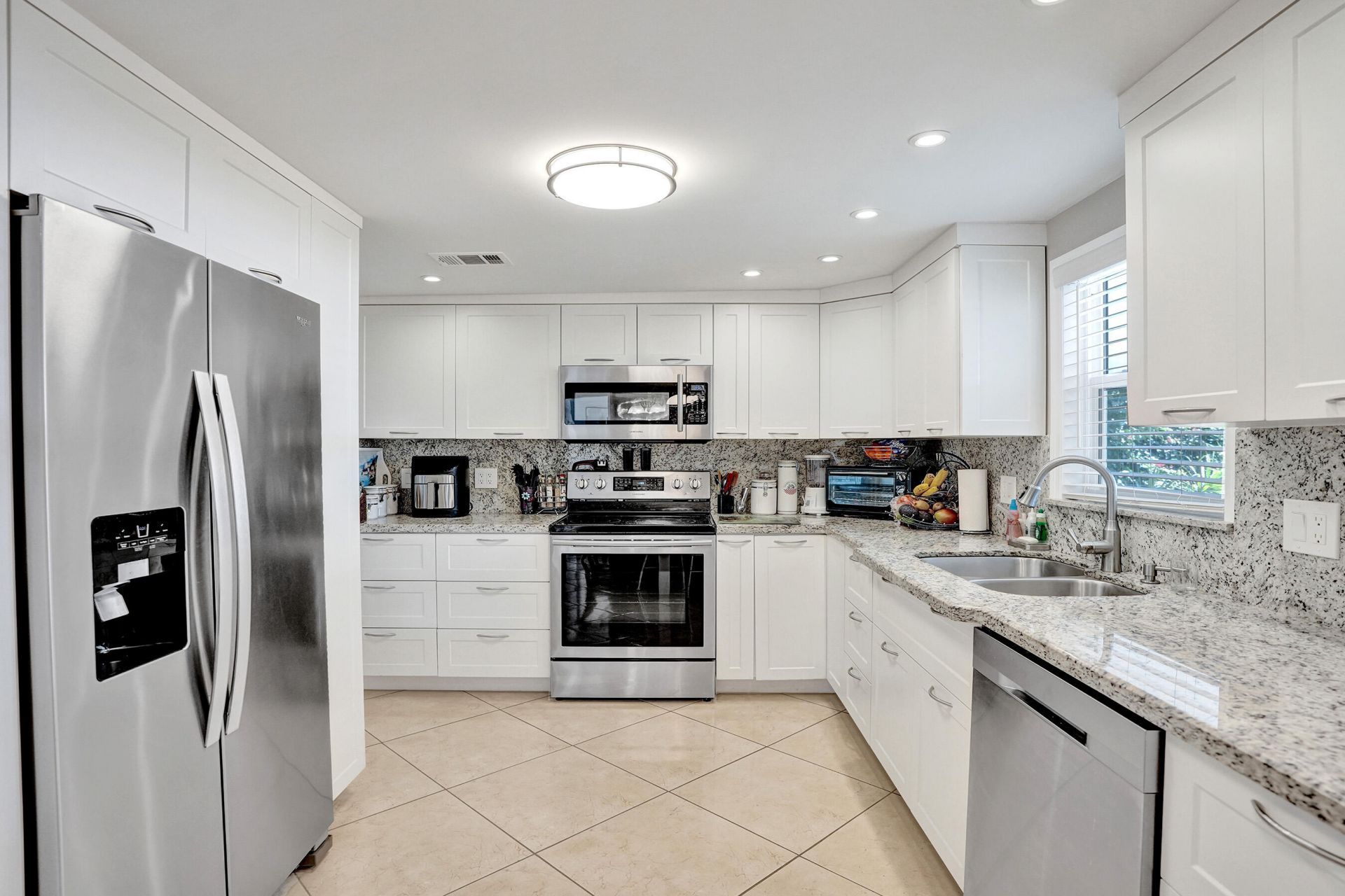 120 NW 53rd Place, Pompano Beach, FL 33064 Photo