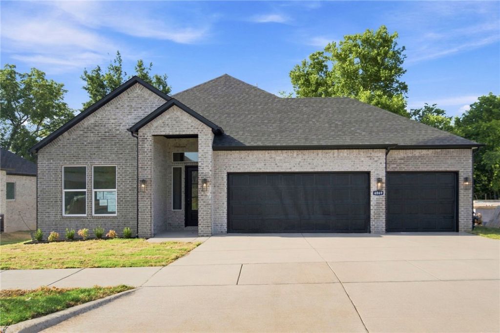 4840 W Allium Street, Fayetteville, AR 72704 Main Photo