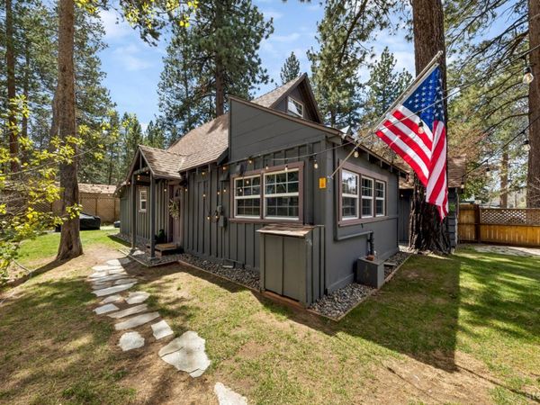 3780 Paradise Avenue, South Lake Tahoe, CA 96150