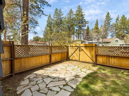 3780 Paradise Avenue, South Lake Tahoe, CA 96150 Photo