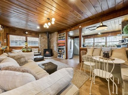 3780 Paradise Avenue, South Lake Tahoe, CA 96150 Photo