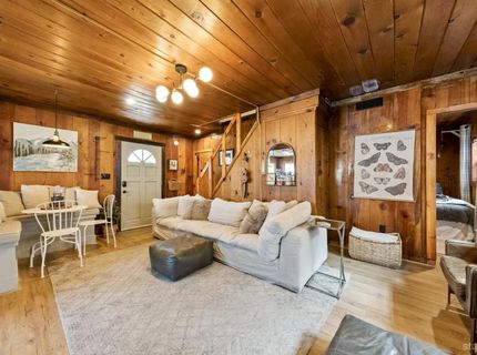 3780 Paradise Avenue, South Lake Tahoe, CA 96150 Photo