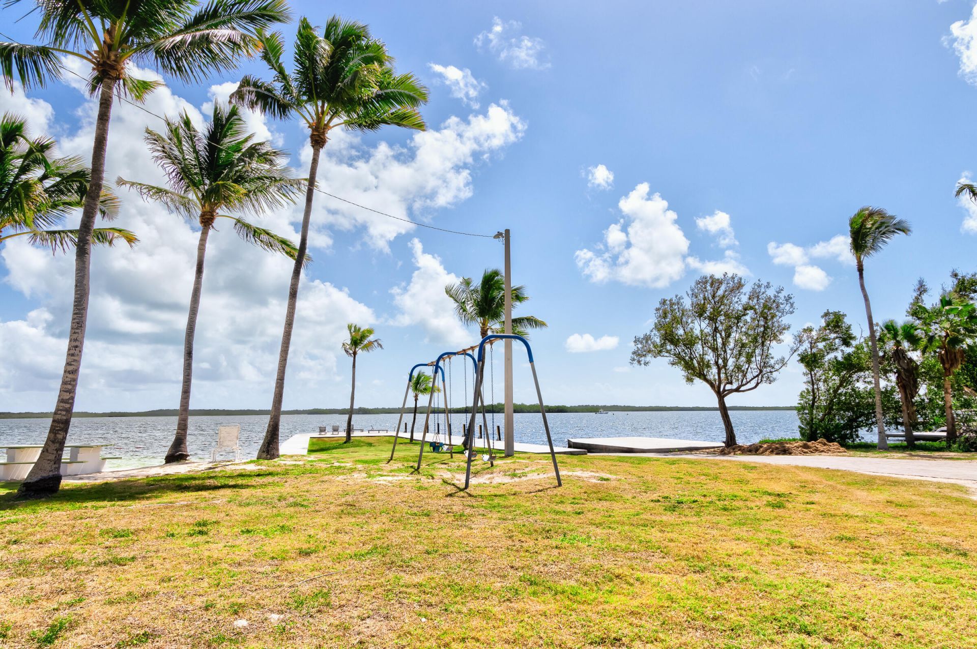 56 SE Marlin Avenue, Key Largo, FL 33037 Photo