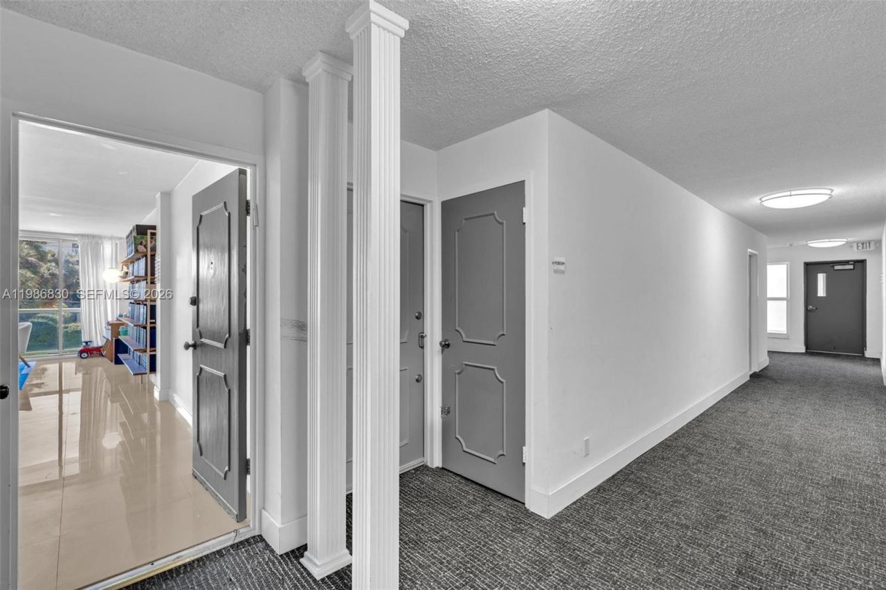 9381 E Bay Harbor Dr, Unit 202s, Bay Harbor Islands, FL 33154 Photo