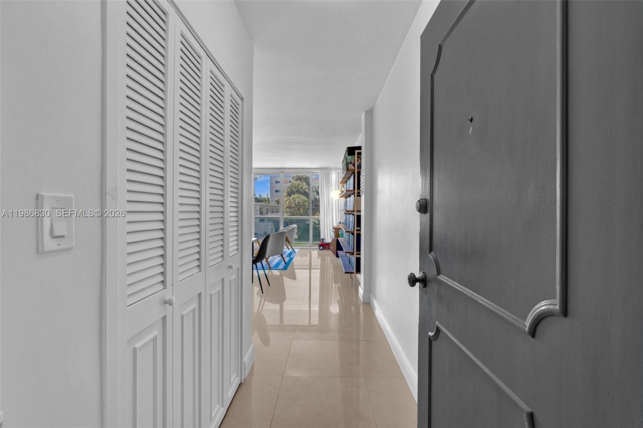 9381 E Bay Harbor Dr, Unit 202s, Bay Harbor Islands, FL 33154 Photo