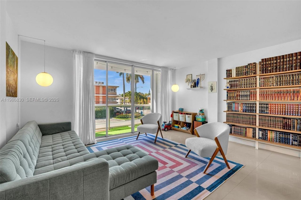 9381 E Bay Harbor Dr, Unit 202s, Bay Harbor Islands, FL 33154 Photo