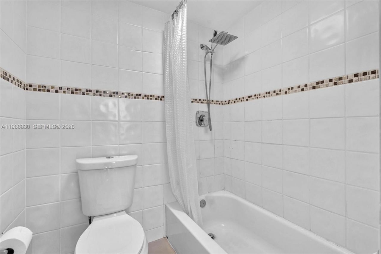 9381 E Bay Harbor Dr, Unit 202s, Bay Harbor Islands, FL 33154 Photo
